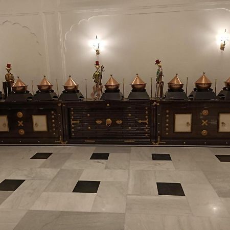Hotel Raj Bagh Palace Jaipur Luaran gambar