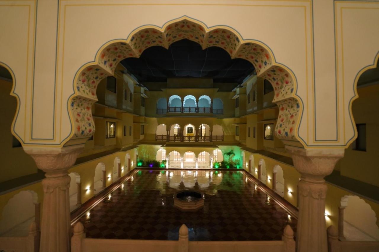 Hotel Raj Bagh Palace Jaipur Luaran gambar