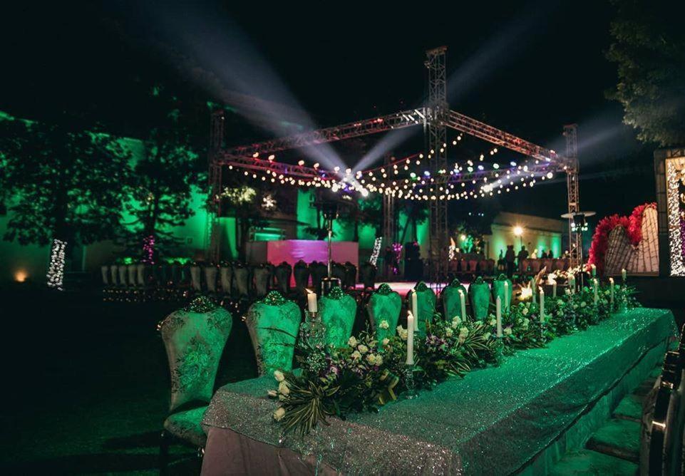 Hotel Raj Bagh Palace Jaipur Luaran gambar
