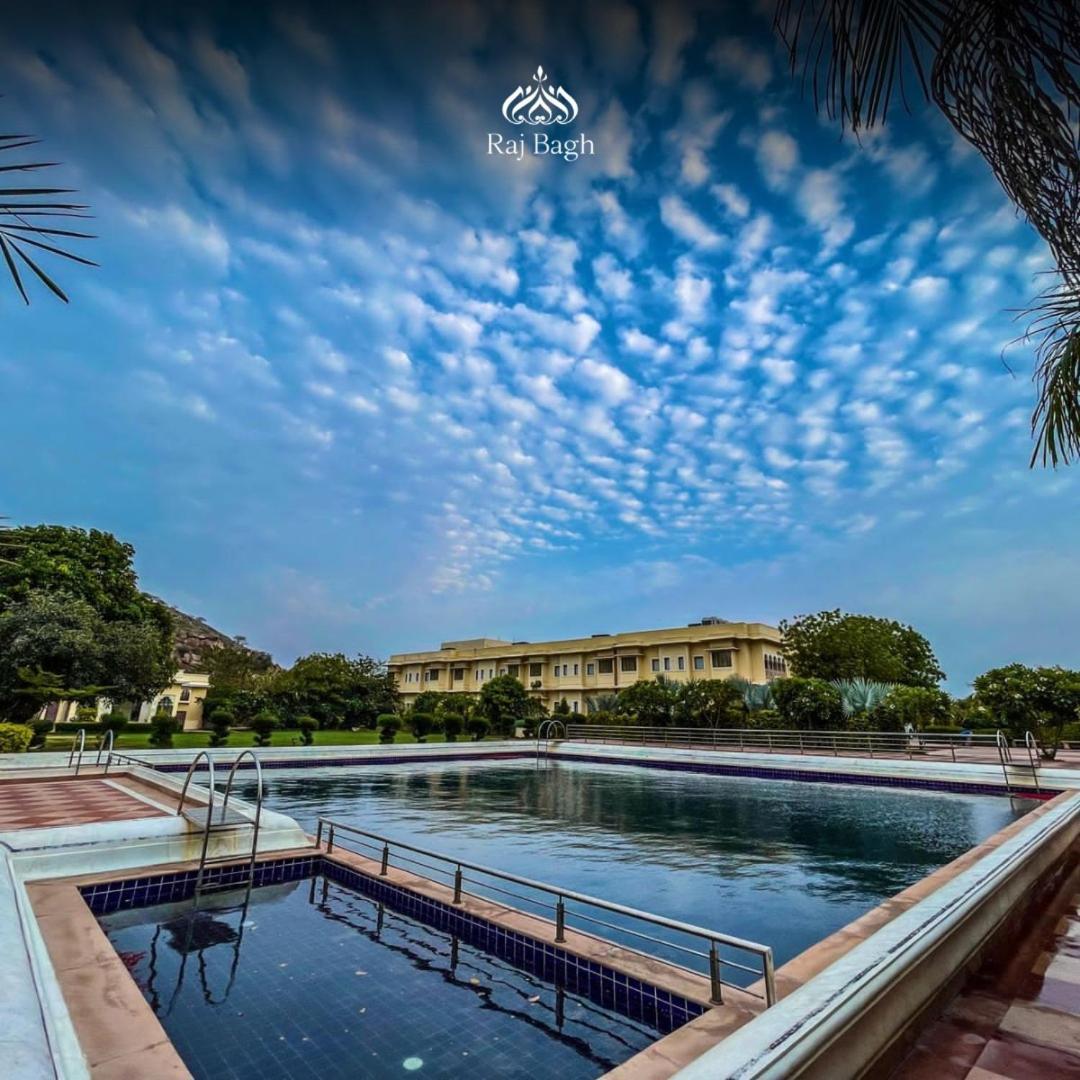Hotel Raj Bagh Palace Jaipur Luaran gambar